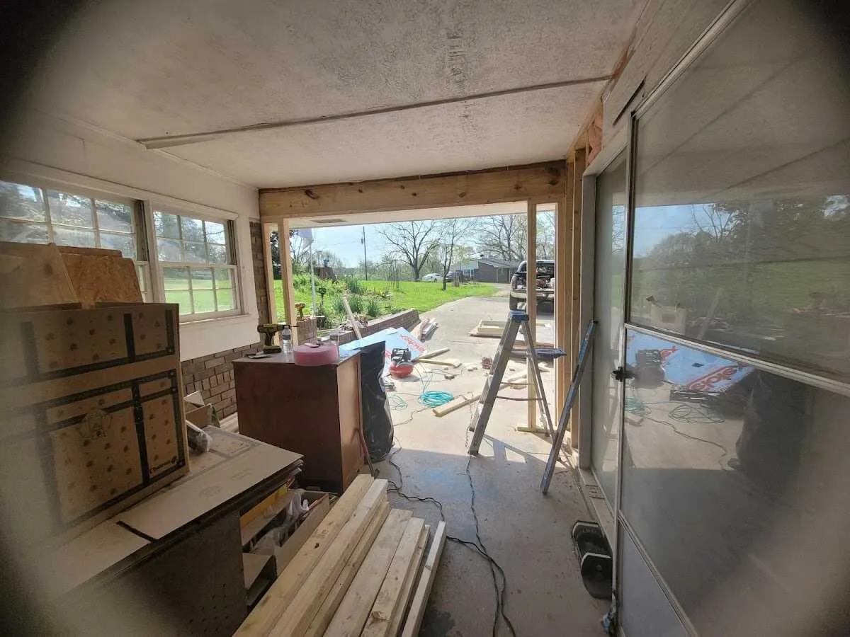 Air movers and dehumidifier for Water Mitigation Services in Cairo